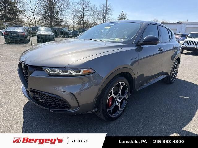 2024 Alfa Romeo Tonale Hybrid Veloce