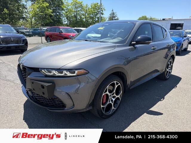 2024 Alfa Romeo Tonale Hybrid Veloce