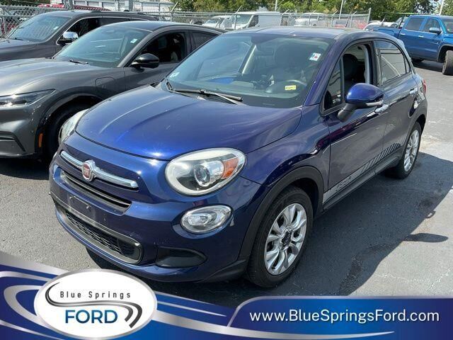 2016 FIAT 500X Easy — photo 1 of 6
