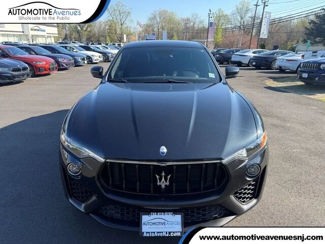 2022 Maserati Levante Modena